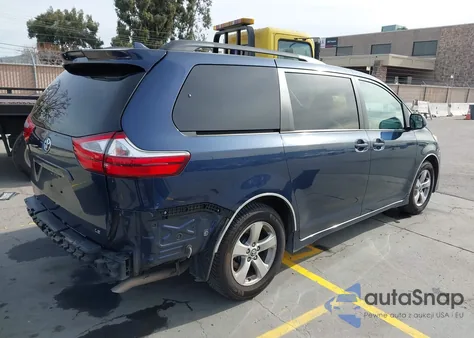 2018 Toyota Sienna Le 8 Passenger from USA, damaged, VIN 5TDKZ3DC2JS917041